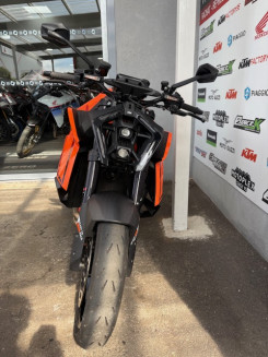 KTM 1390 SUPER DUKE R TECH PACK