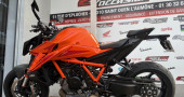 KTM 1390 SUPER DUKE R TECH PACK
