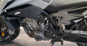 KTM 790 DUKE L 2023 gris