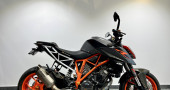 KTM 1290 SUPER DUKE R V2