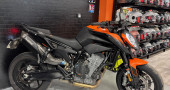 KTM 890 DUKE