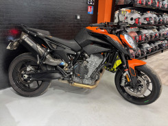 KTM 890 DUKE