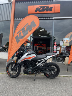 KTM 390 DUKE