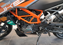 KTM 125 DUKE 2021 SILVER
