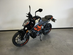 KTM 125 DUKE 2022