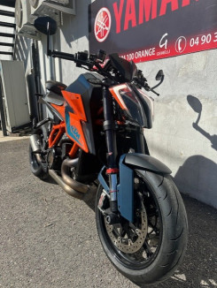 KTM 1290 SUPER DUKE R v3