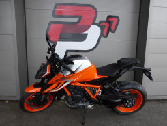 KTM 1290 SUPER DUKE R EVO