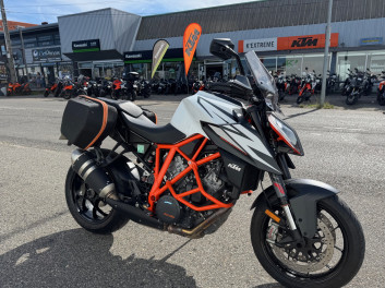 KTM 1290 SUPER DUKE R
