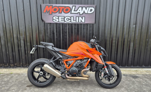 KTM 1390 SUPER DUKE R