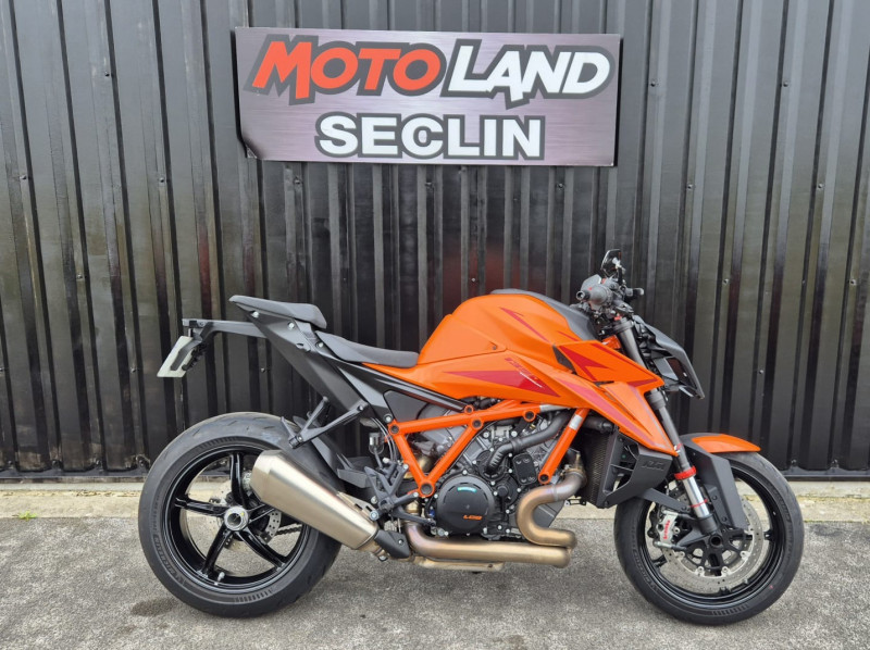 KTM 1390 SUPER DUKE R