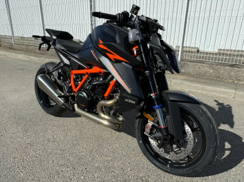 KTM 1390 SUPER DUKE R EVO