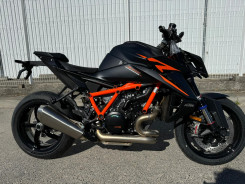 KTM 1390 SUPER DUKE R EVO