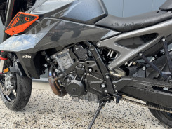 KTM 990 DUKE 2024