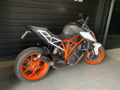 KTM 1290 SUPER DUKE R