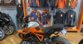KTM 1290 SUPER DUKE R EVO