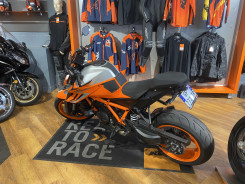 KTM 1290 SUPER DUKE R EVO