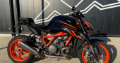 KTM 1290 SUPER DUKE R TECH PACK