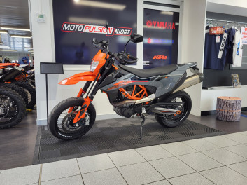 KTM 690 SMC R A2