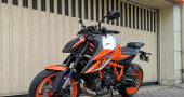 KTM 1290 SUPER DUKE R EVO
