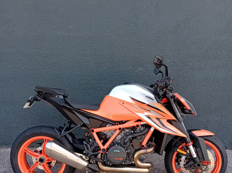 KTM 1290 SUPER DUKE R
