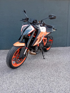 KTM 1290 SUPER DUKE R