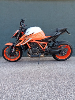 KTM 1290 SUPER DUKE R