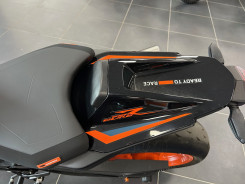 KTM 890 DUKE R