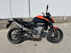 KTM 890 DUKE