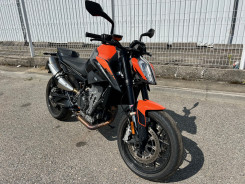 KTM 890 DUKE