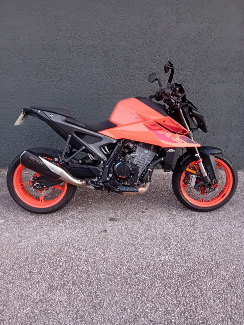 KTM 990 DUKE