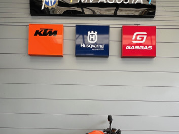 KTM 890 DUKE