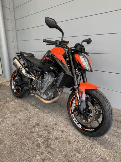 KTM 890 DUKE