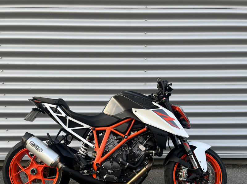 KTM 1290 SUPER DUKE R