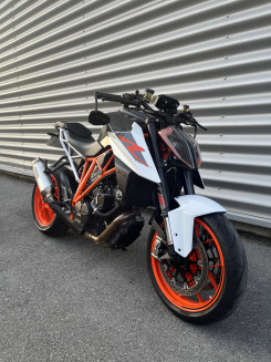 KTM 1290 SUPER DUKE R