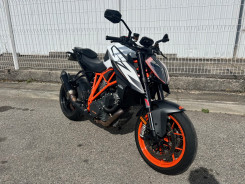 KTM 1290 SUPER DUKE R