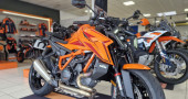 KTM 1390 SUPER DUKE R 