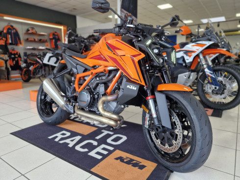 KTM 1390 SUPER DUKE R 