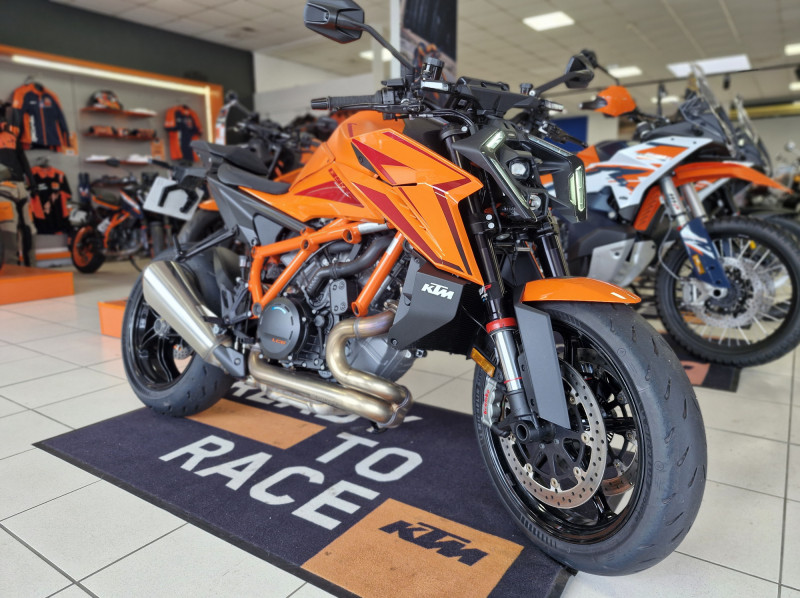 KTM 1390 SUPER DUKE R 