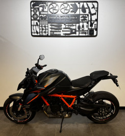 KTM 1390 SUPER DUKE R