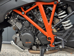 KTM 1290 SUPER DUKE GT 2016