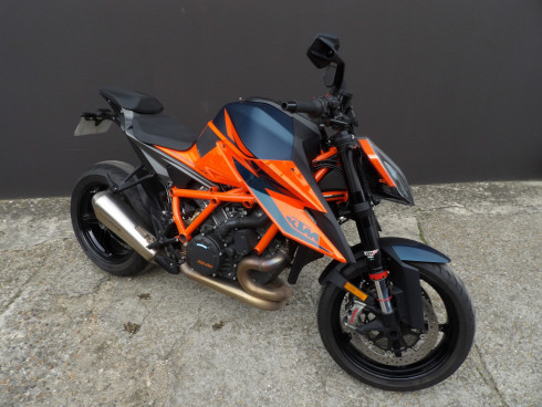 KTM 1290 SUPER DUKE R 1290 SUPERDUKE R 