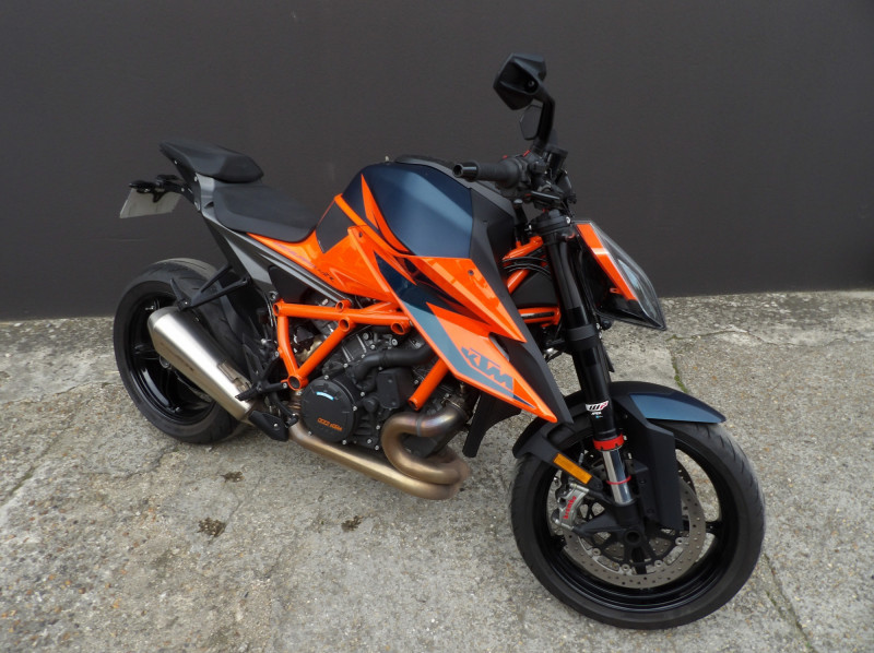 KTM 1290 SUPER DUKE R 1290 SUPERDUKE R 