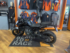 KTM 890 DUKE
