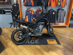 KTM 890 DUKE