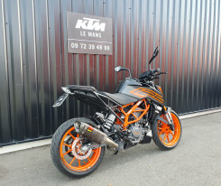 KTM 125 DUKE  SEULEMENT 2600 KILOMETRES