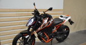  KTM 125 DUKE ABS