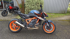 KTM 1290 SUPER DUKE R EVO