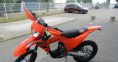 KTM 250 EXC-F 2025 42h à partir de 184€/mois*