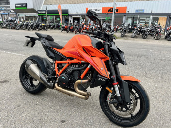 KTM 1390 SUPER DUKE R