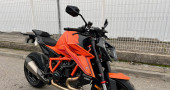 KTM 1390 SUPER DUKE R